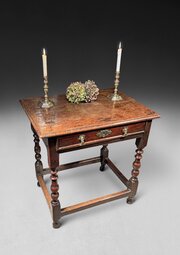 Queen Anne Oak Single Drawer Side Table 