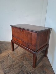 Indian Rosewood Campaign Reeded Box On Stand