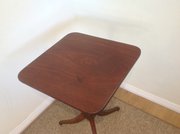 Georgian mahogany tilt top wine/ occasional table