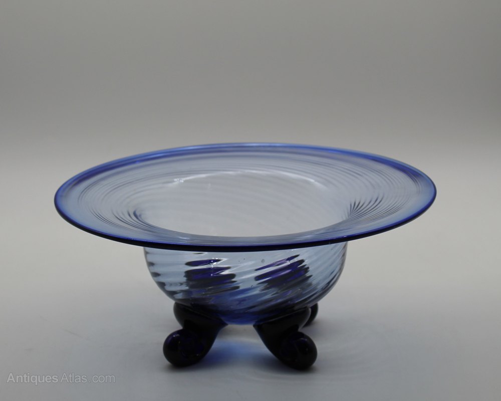 Antiques Atlas Art Deco, English Studio Glass Bowl, 10cm High