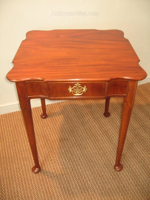Attractive Mahogany Side Table Antiques Atlas