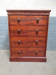 Good Victorian Mahogany Chest Of Drawers