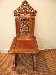 Good Oak Gothic  Style Hall Chair
