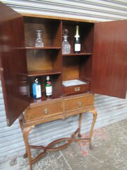 Mahogany Cocktail Drinks Cabinet