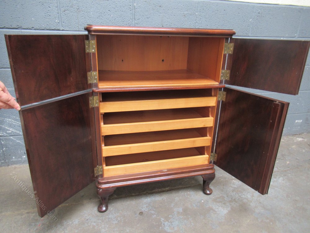 Mahogany Linen Cupboard / Chest Antiques Atlas