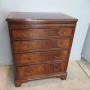 Small mahogany Georgian style   chest of drawers
