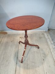 Small mahogany  wine table