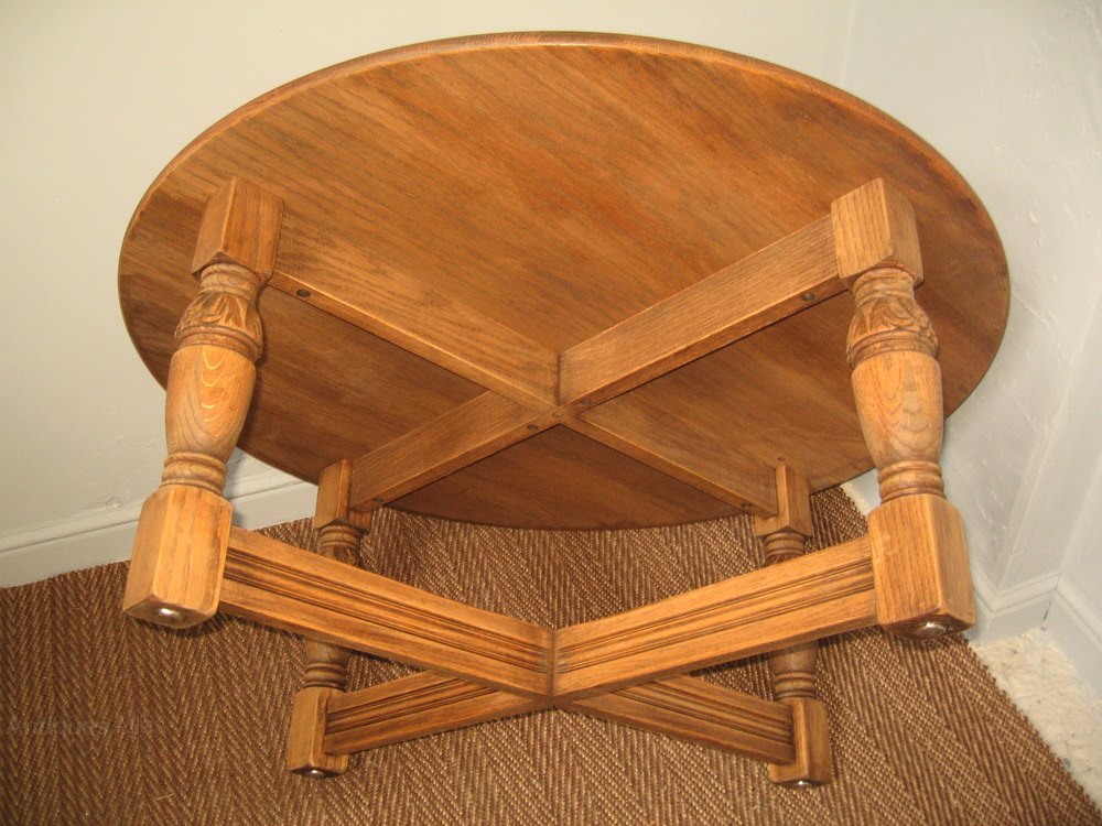 Antiques Atlas Large Round Oak Coffee Table
