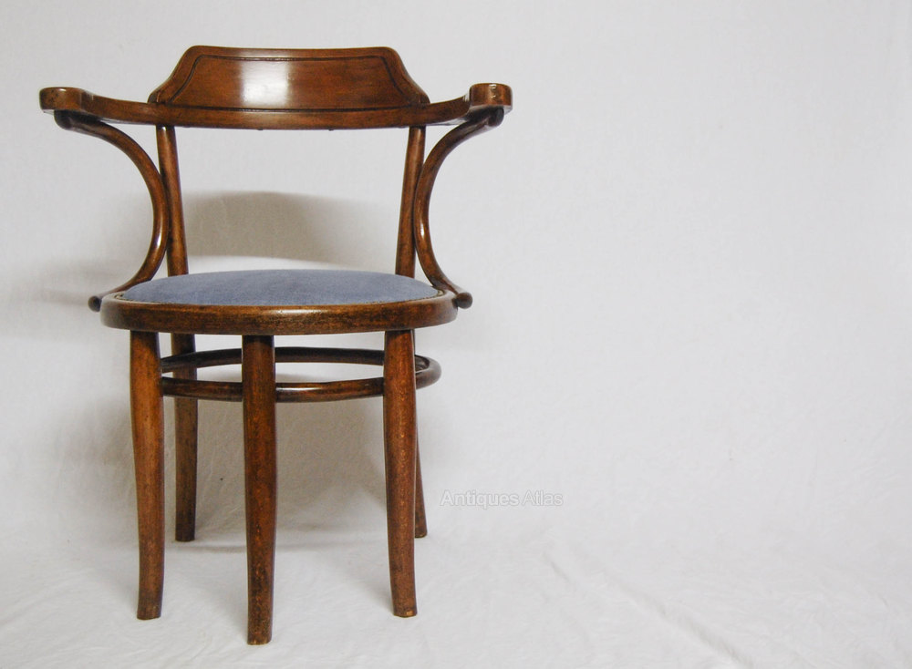 Thonet Bentwood Desk Chair Schreibtischfauteuil N3 Antiques Atlas Thonet Bentwood Desk Chair Schreibtischfauteuil N3 Antique Armchairs Occasional Chairs