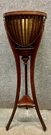 Good Edwardian Inlaid Mahogany Jardiniere