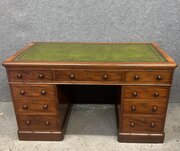 Good Quality 19th Century Mahogany Desk