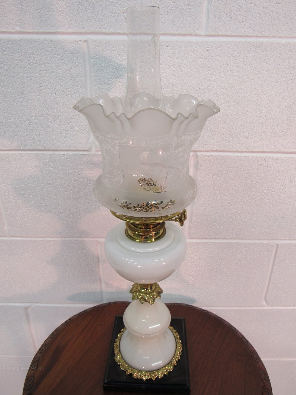 Antiques Atlas Late Victorian Hinks Double Burner Oil Lamp