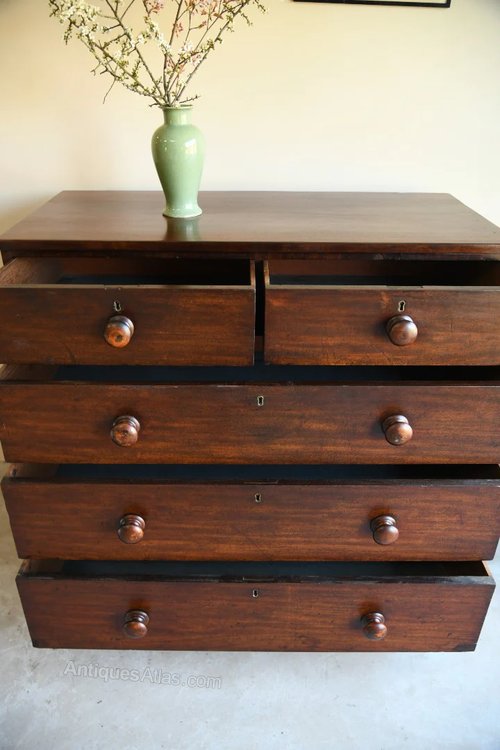 ANTIQUE MAHOGANY CHEST OF DRAWERS Antiques Atlas