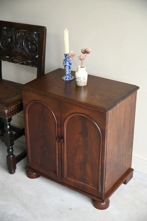 Antique Mahogany Cupboard. Antiques Atlas