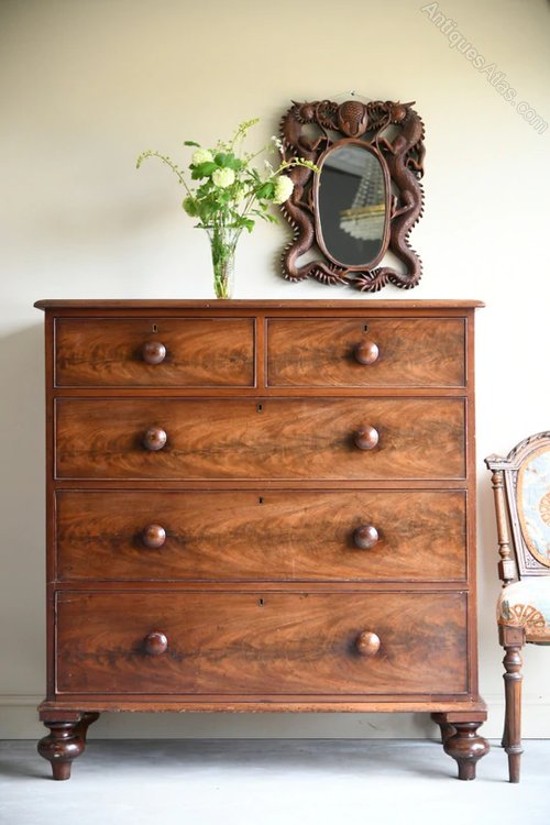 VICTORIAN MAHOGANY CHEST OF DRAWERS Antiques Atlas