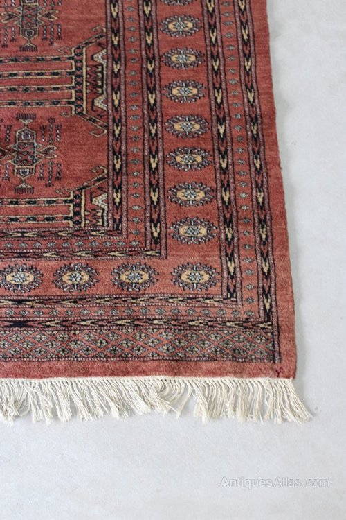 Wool Rug Eastern Antiques Atlas - Vintage Eastern Wool Rug