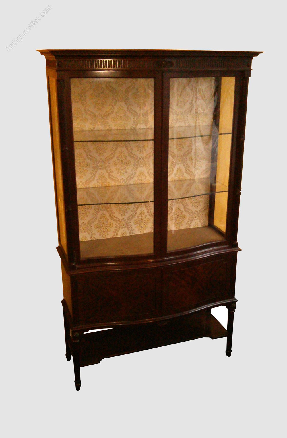 Fine Quality, Serpentine Fronted Glass Display Antiques Atlas