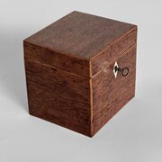 Georgian mahogany tea caddy