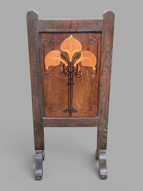 Arts & Crafts Glasgow Style Inlaid Oak Fire Screen