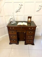 Antique George III Quality Mahogany Kneehole Desk