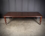 Early Victorian Mahogany Extending Dining Table 