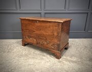 Georgian Elm Blanket Box