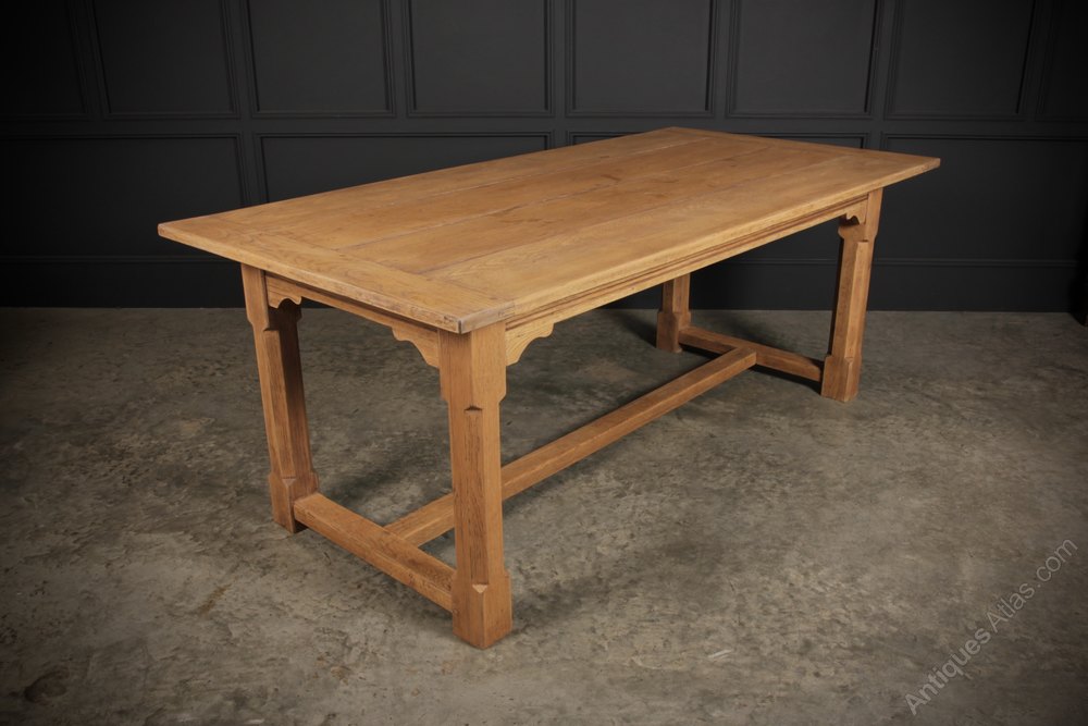 Solid Oak Refectory Dining Table - Antiques Atlas