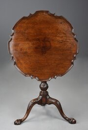 Fine Quality 18thc George II Mahogany Tripod Table