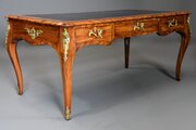 Fine Quality Mid 19thc Goncalo Alves Bureau Plat