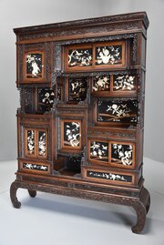 Large 19th Japanese Meiji period shodana cabinet