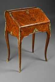 Superb Louis XV 18thc Petite Secretaire En Pente