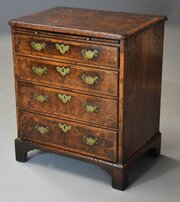 Superb Rare & Small 18thc Walnut Chest Of Drawers