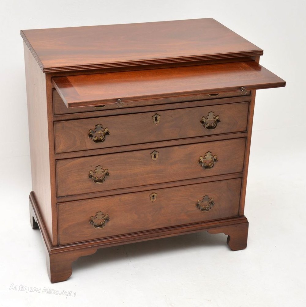 Antique Mahogany Bachelors Chest Of Drawers Antiques Atlas