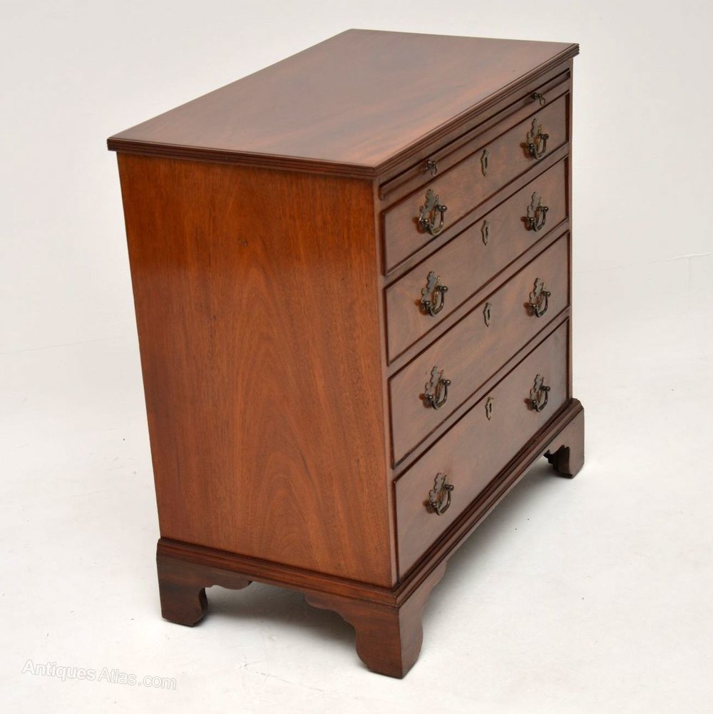 Antique Mahogany Bachelors Chest Of Drawers Antiques Atlas