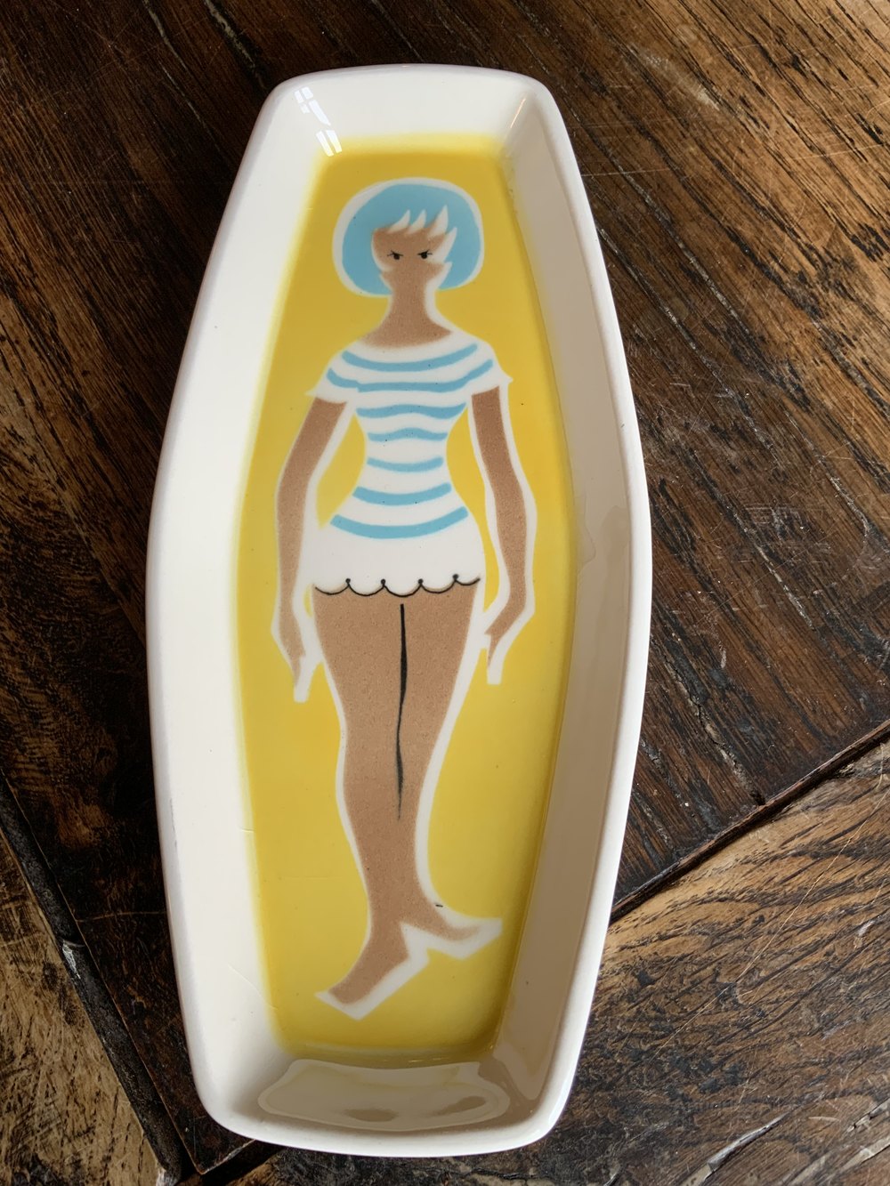 Antiques Atlas Vintage HORNSEA Studio Craft 'Tasty Dish' 1960