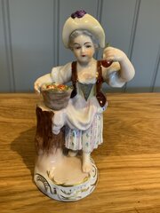 Dresden Figure Of A Girl "Apple Seller"