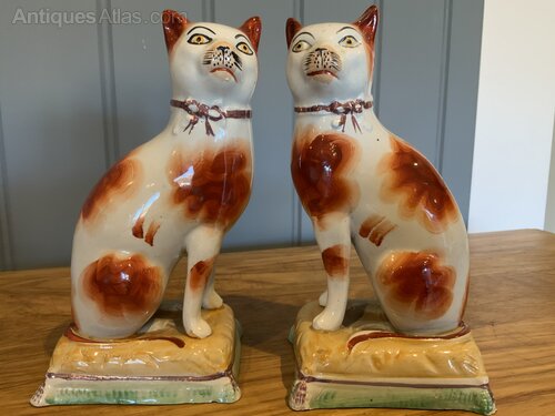 Antiques Atlas - Antique Pair Of Staffordshire Seated Cats