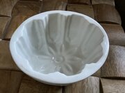 Small Victorian Jelly Mould With Flower To The Base
