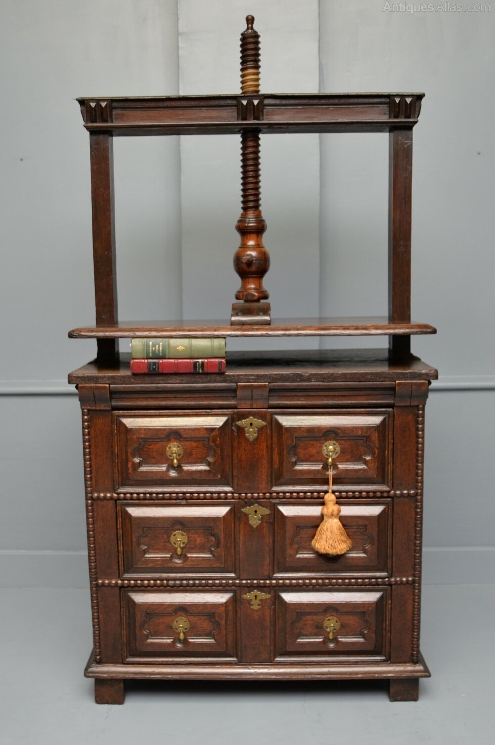 William And Mary Oak Chest Of Drawers With Press as510a730 - Antiques Atlas