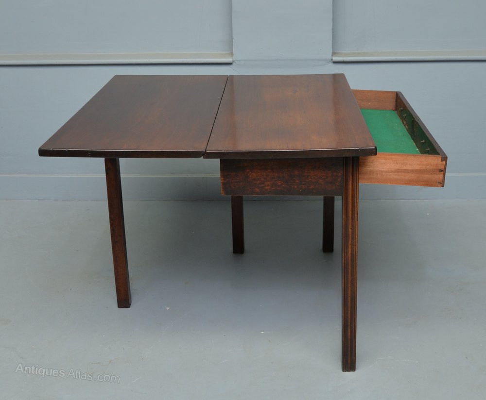 Mahogany Side / Tea Table Antiques Atlas