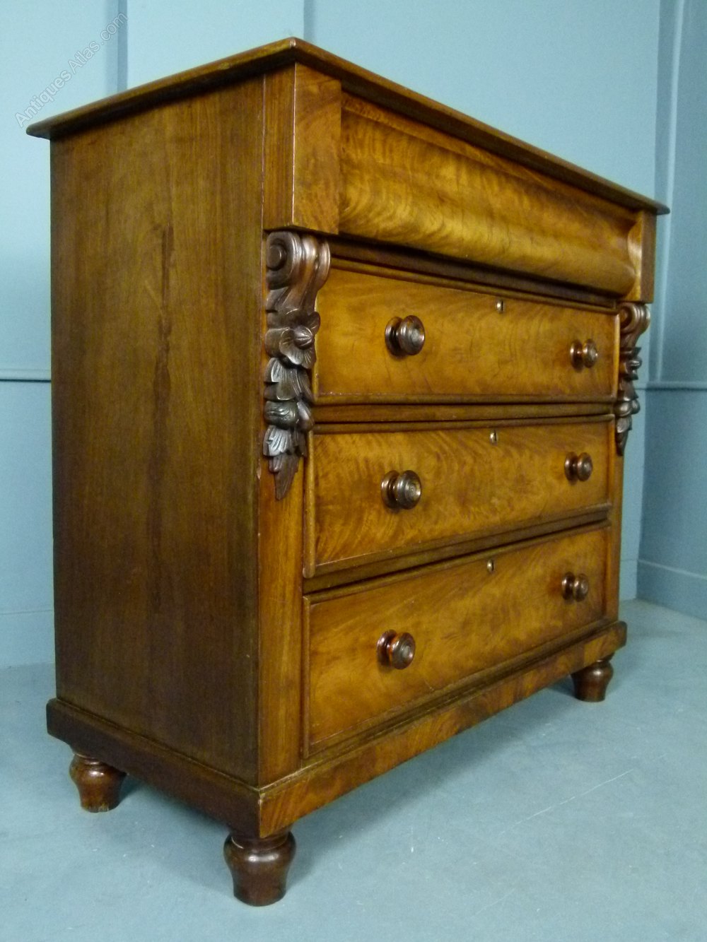 Victorian Flame Mahogany Scottish Chest Of Drawers Antiques Atlas