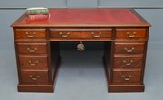 Victorian Mahogany Pedestal Desk