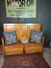 Delightful Welsh  Georgian Box Seat Settle
