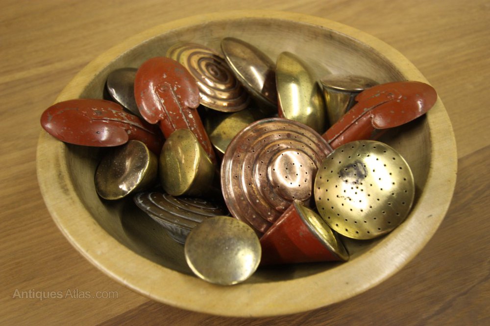 Antiques Atlas A Curious Collection Of Antique Watering Can Roses