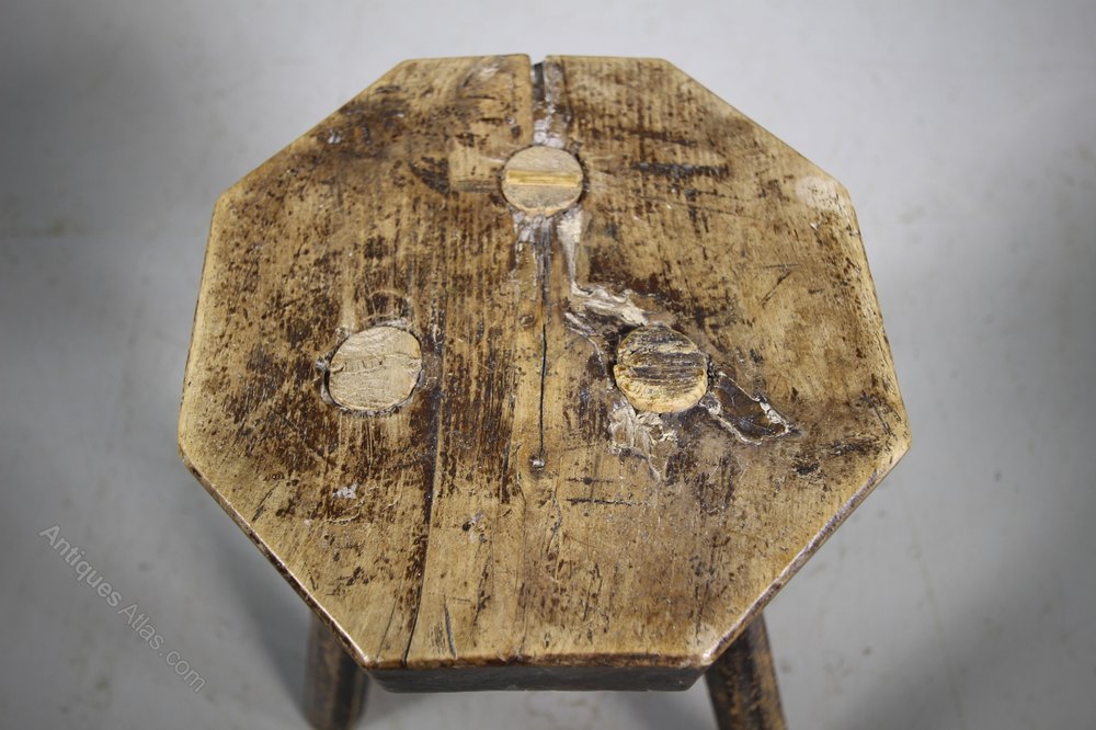 Octagonal Stool Early 19th Century Antique Elm Octagonal Stool - Antiques Atlas