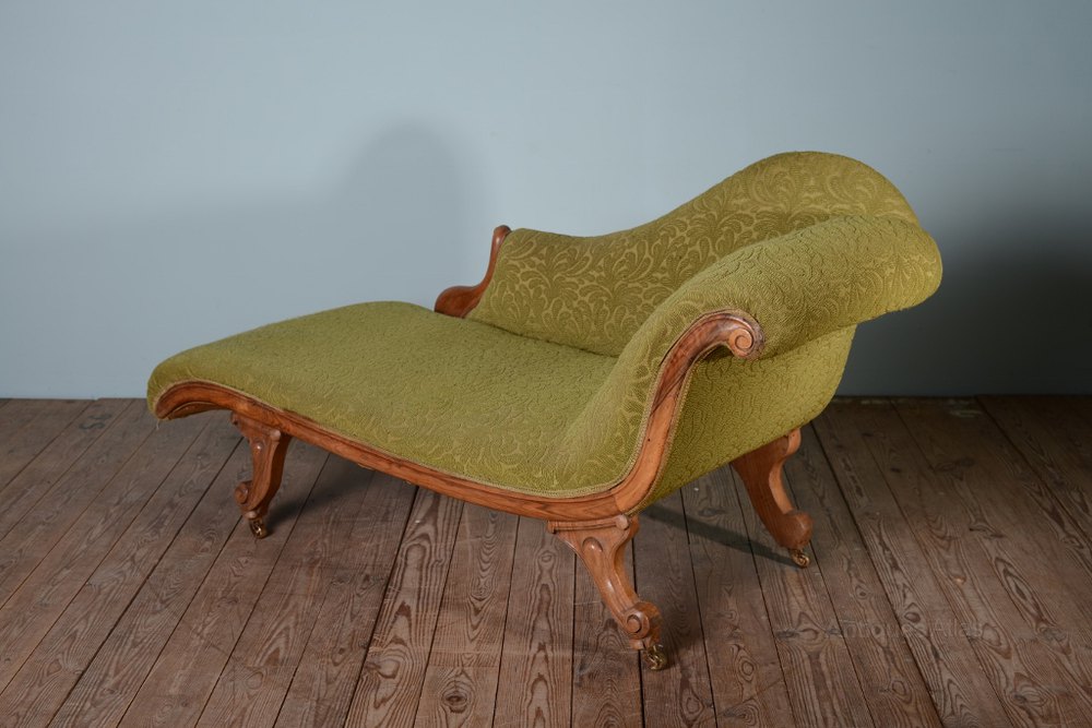 Very Shapely English Antique Chaise Longue Antiques Atlas
