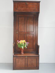 Georgian Bacon Settle