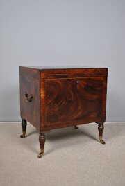 Georgian Mahogany Cellarette C1810