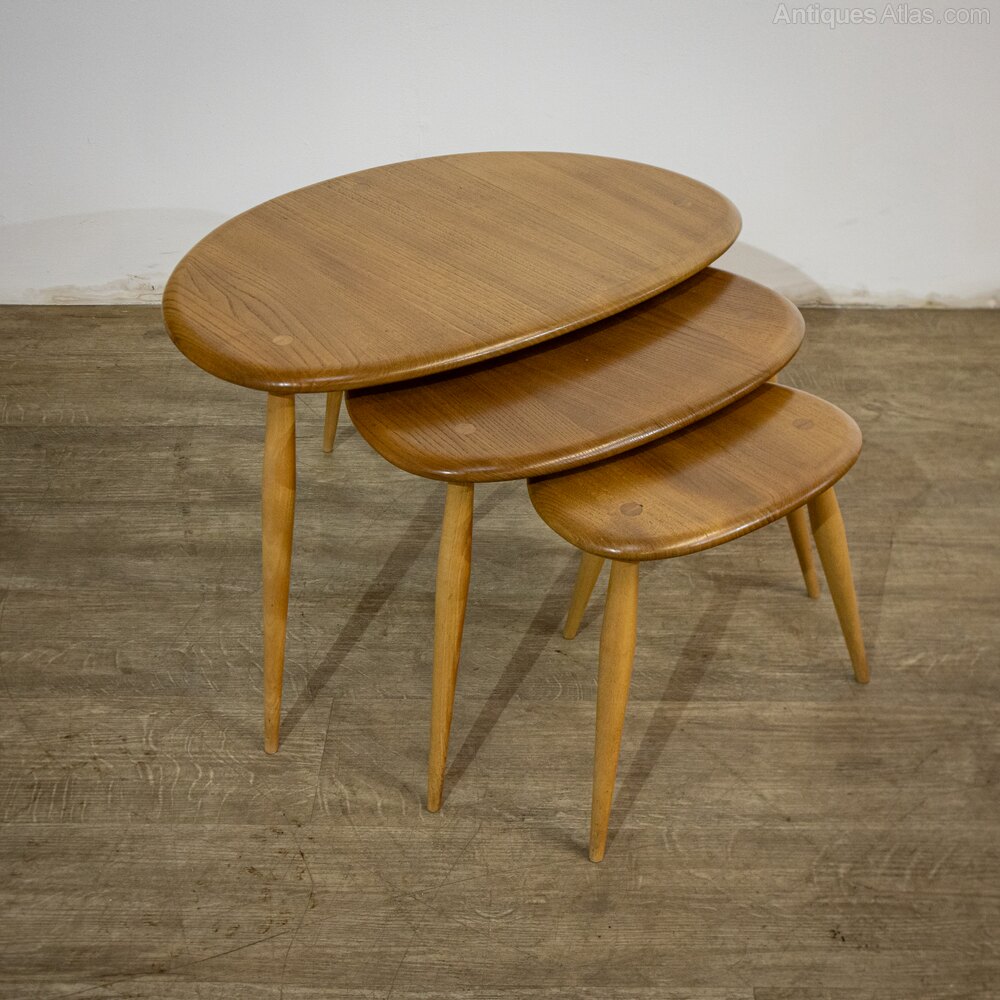 Antiques Atlas - Ercol Pebble Nest Tables Model 354 as343a4834 / S4DZST3539
