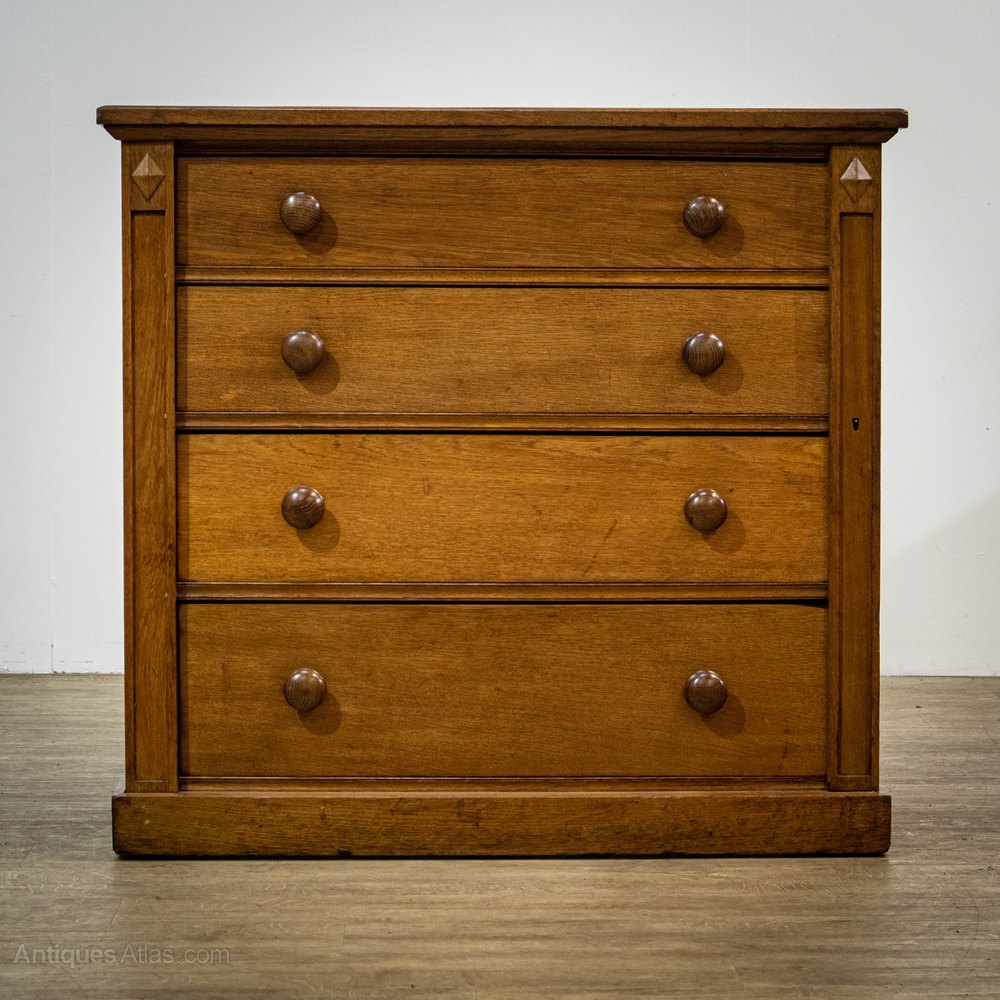Light Oak Chest Of Drawers Of Wellington Design Antiques Atlas
